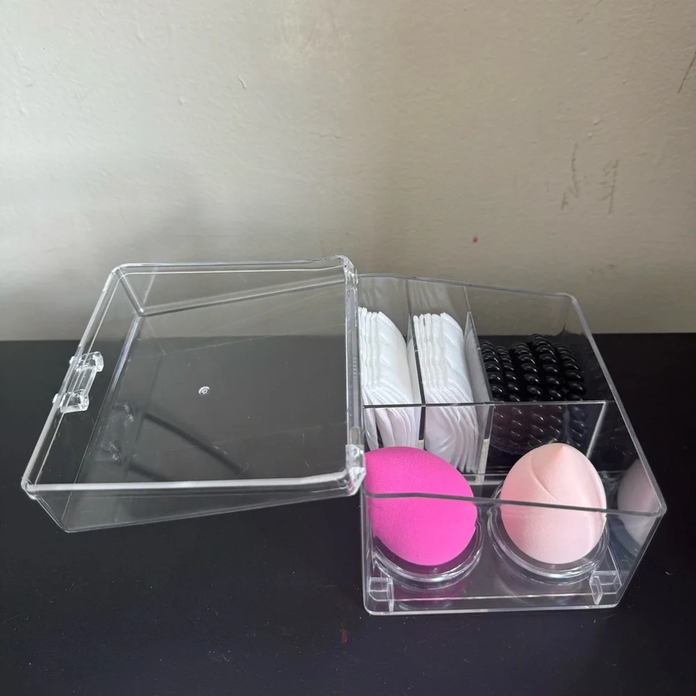 New 4 Component beauty essentials & organizer set 4.7In Lx 4.6In Wx 3.7In H